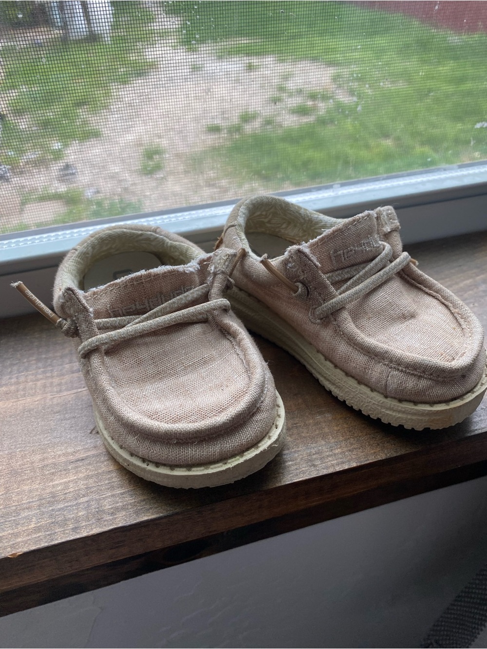 Hey Dude Kids Slip on Shoes in Beige/Tan